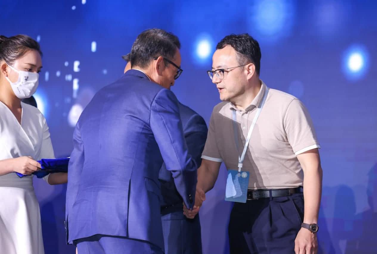 bjl平台(中国)有限公司官网获沃尔沃汽车亚太区“2022年度最佳供应商”奖